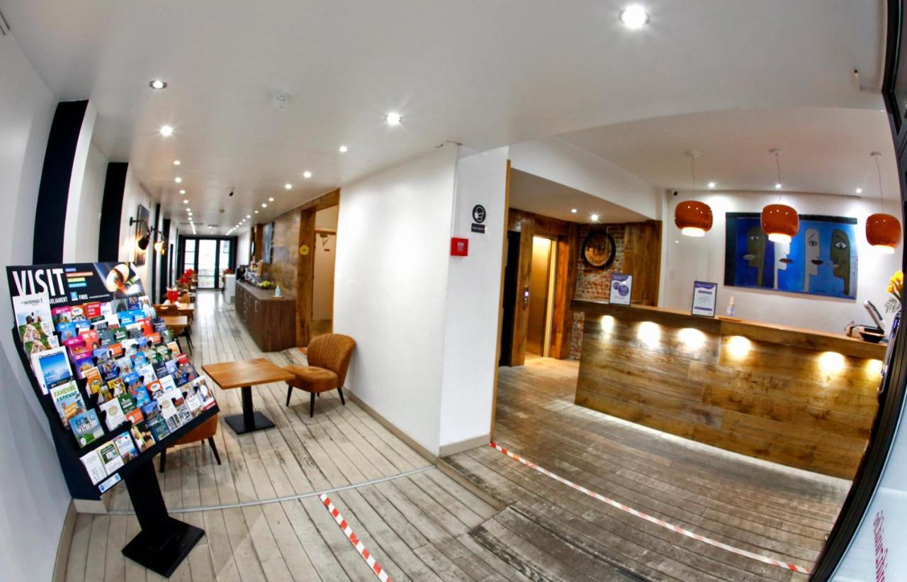 Hotel Midi-Zuid Saint-Gilles Eksteriør billede