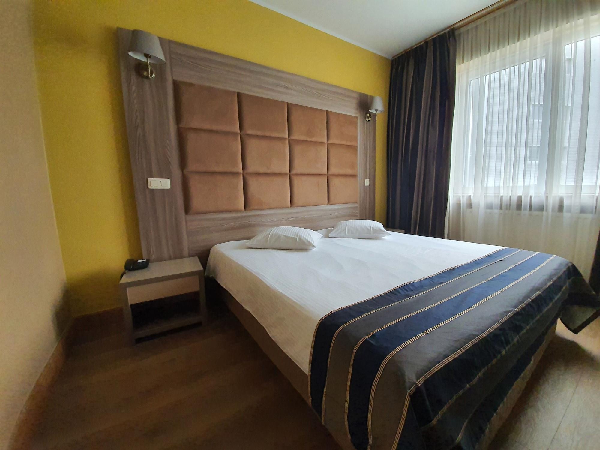 Hotel Midi-Zuid Saint-Gilles Eksteriør billede