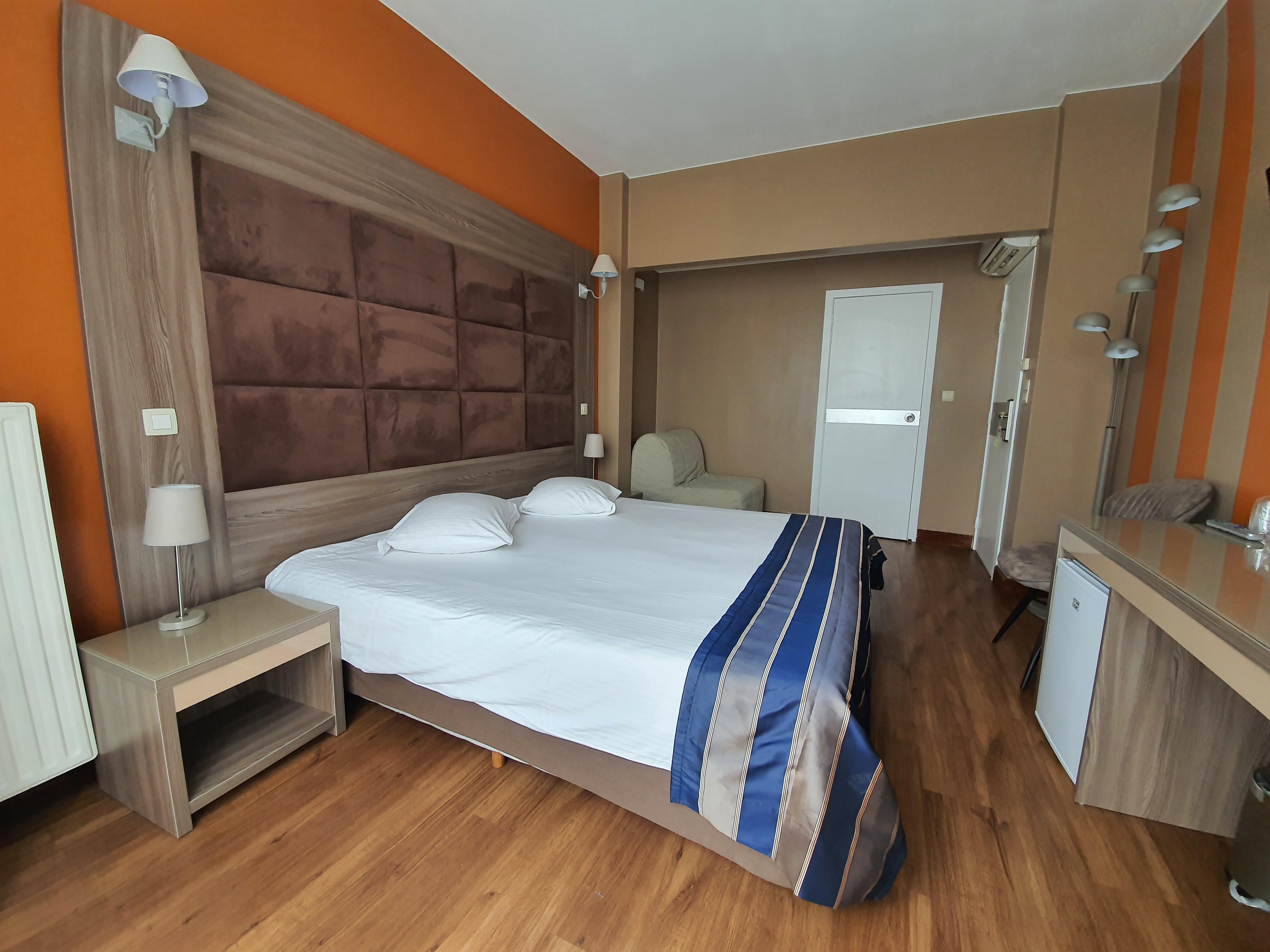 Hotel Midi-Zuid Saint-Gilles Eksteriør billede