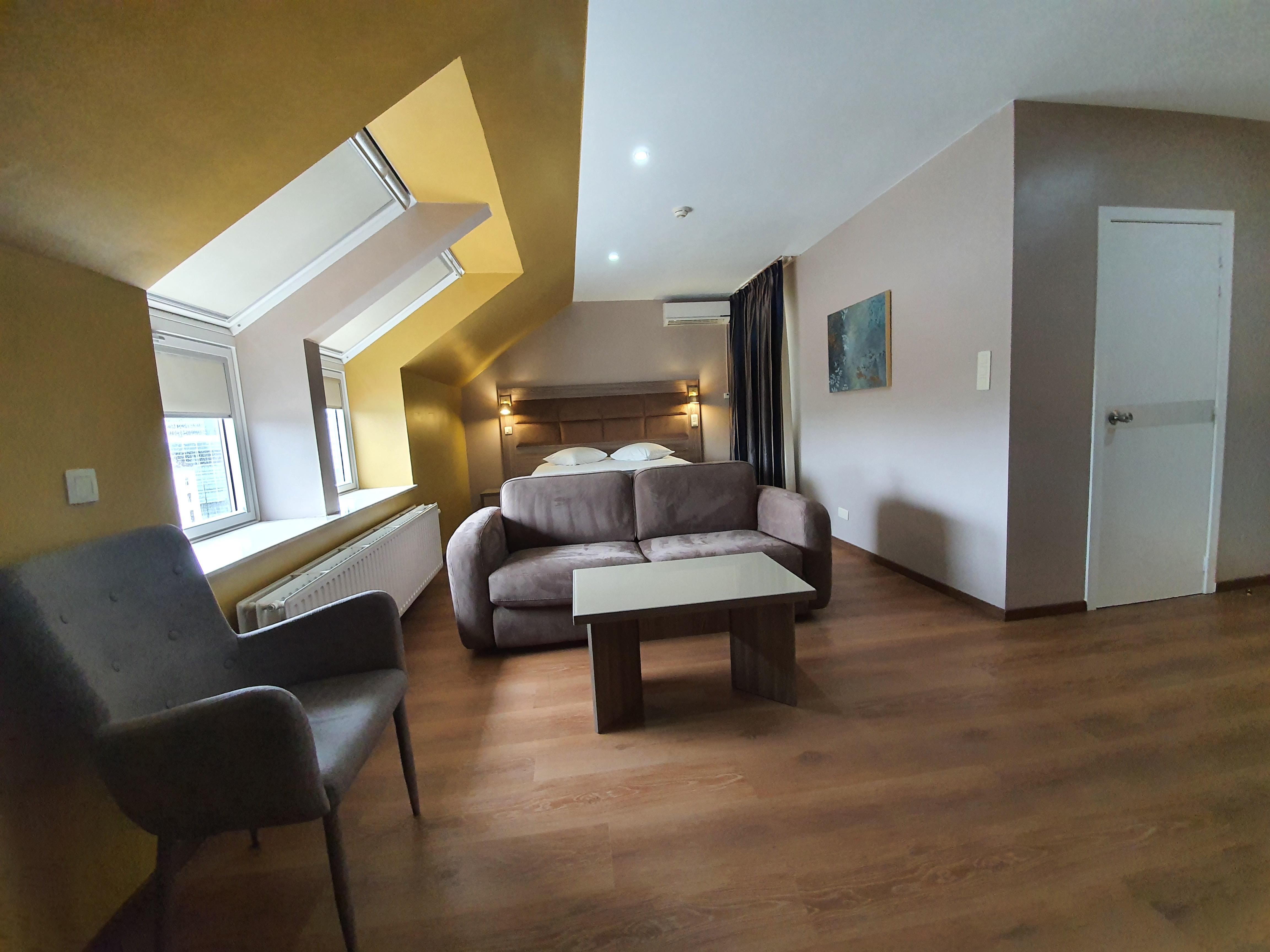 Hotel Midi-Zuid Saint-Gilles Eksteriør billede