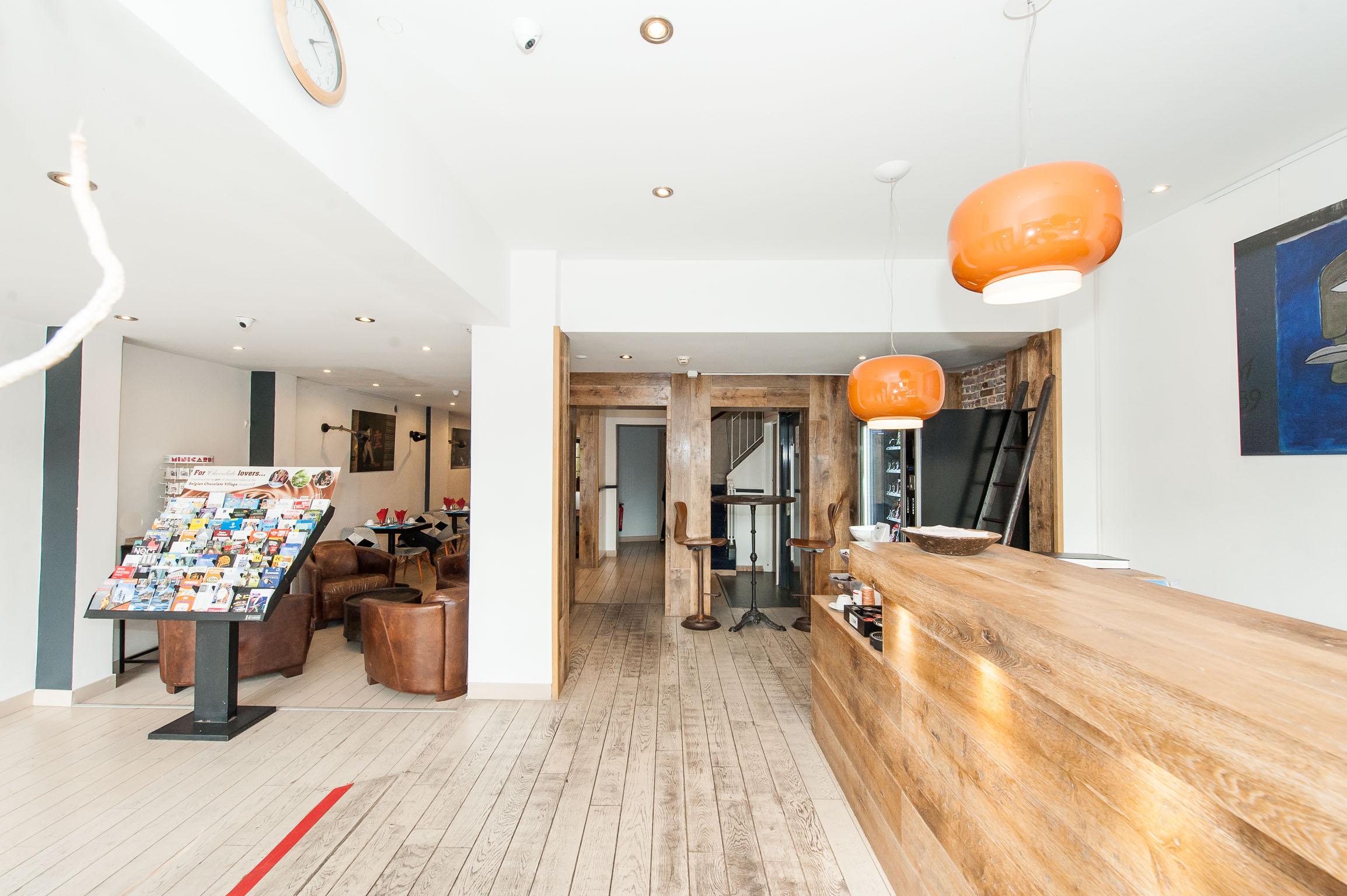 Hotel Midi-Zuid Saint-Gilles Eksteriør billede
