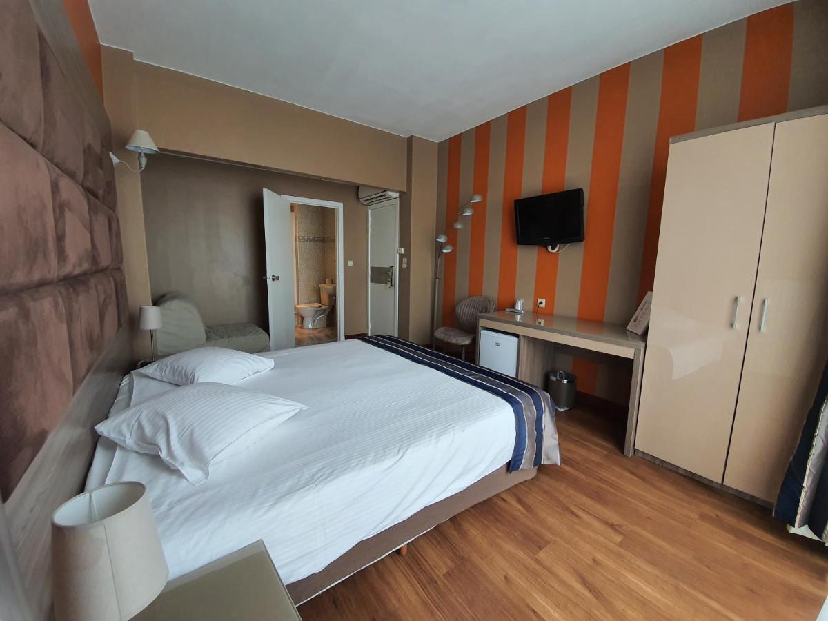 Hotel Midi-Zuid Saint-Gilles Eksteriør billede